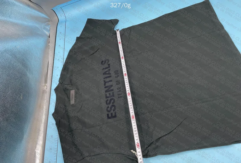 Essentials T-shirt 9