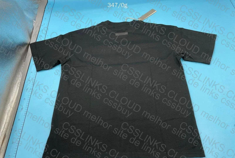 Essentials T-Shirt 2