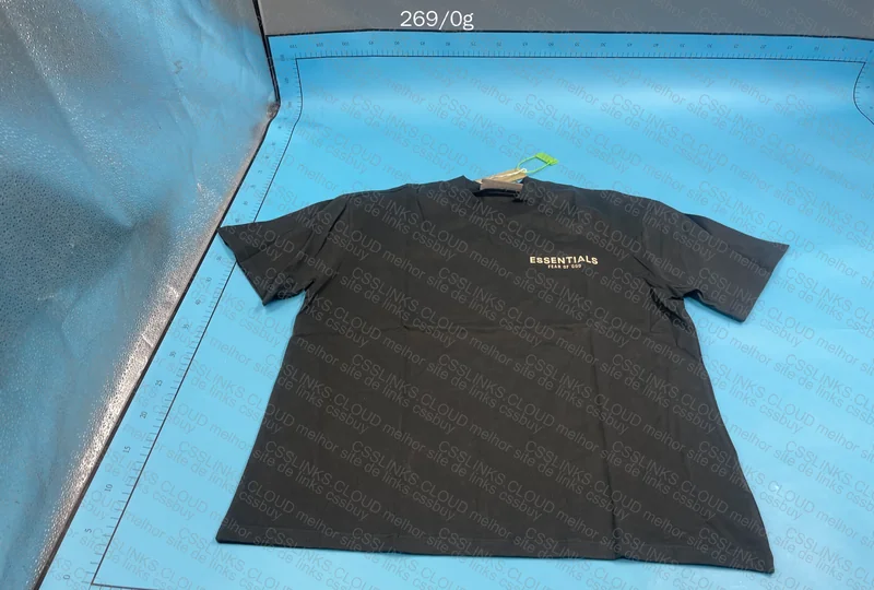 Essentials T-Shirt 2