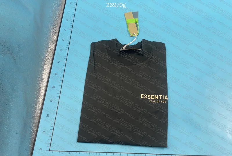Essentials T-Shirt 4
