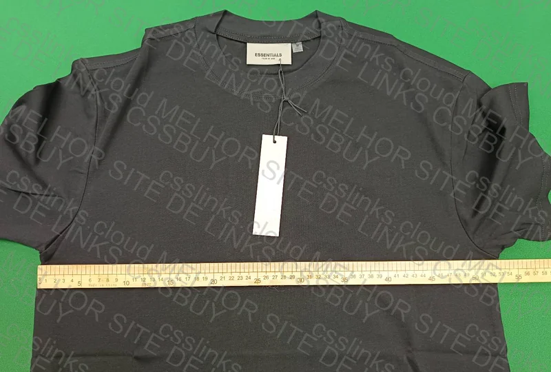 Essentials T-Shirt 3