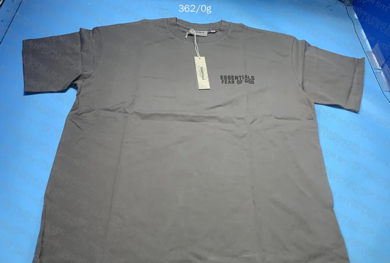 Essentials T-shirt 2