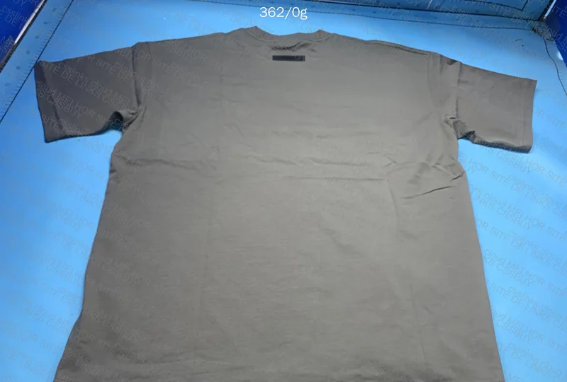 Essentials T-shirt 3