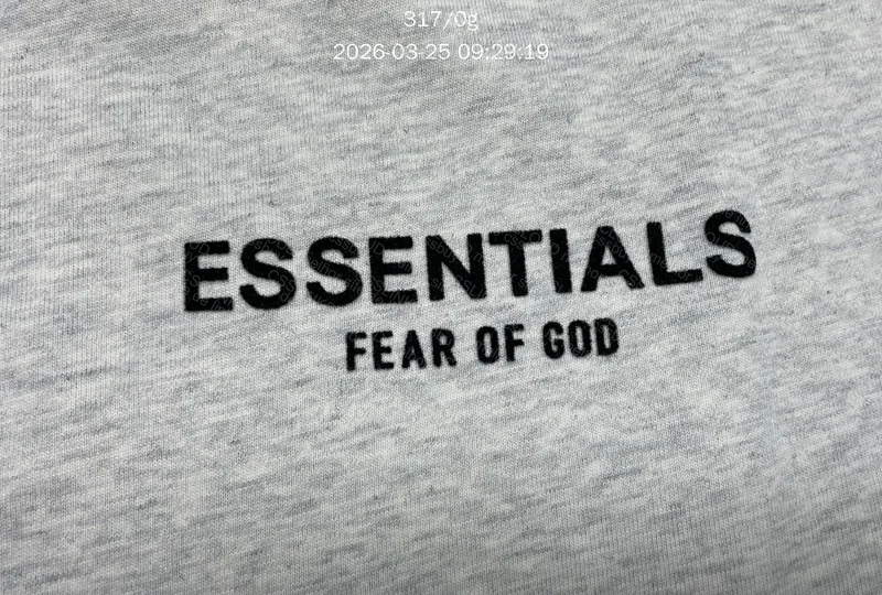 Camiseta ESSENTIALS 6