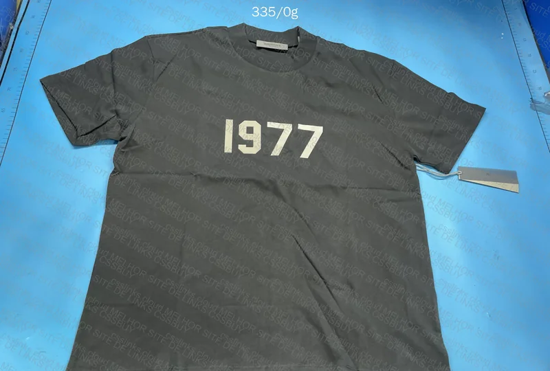 Essentials 1977 T-Shirt 3