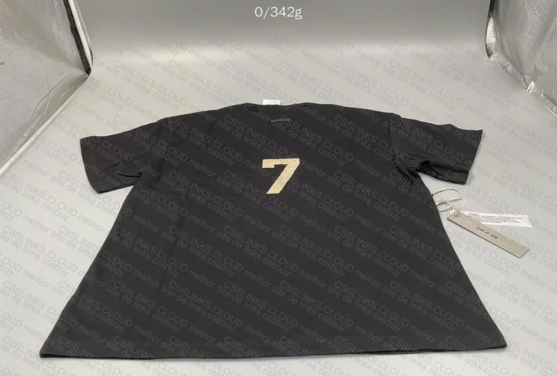 ESSENTIALS 7 T-Shirt 4