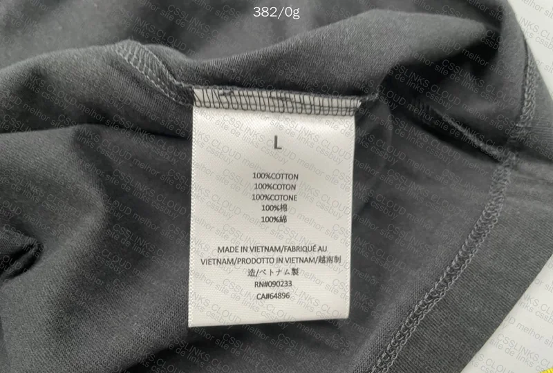 ESSENTIALS Fear of God T-Shirt 4