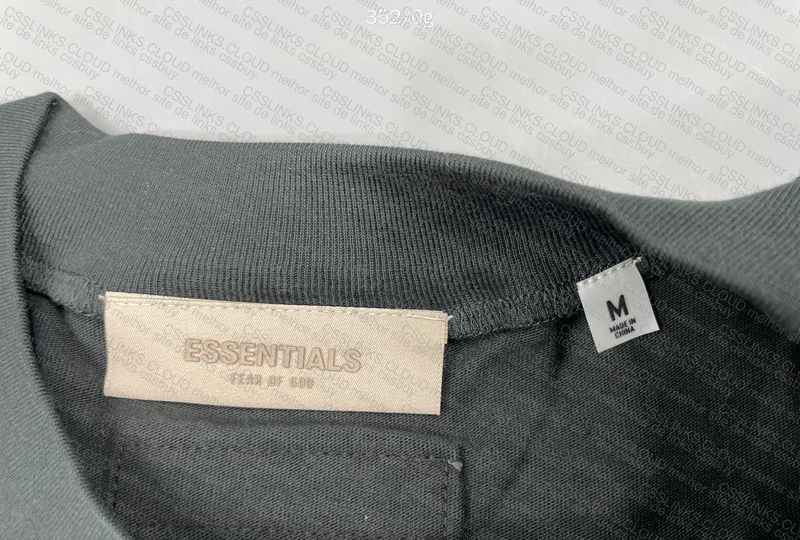 ESSENTIALS Fear of God T-Shirt 4
