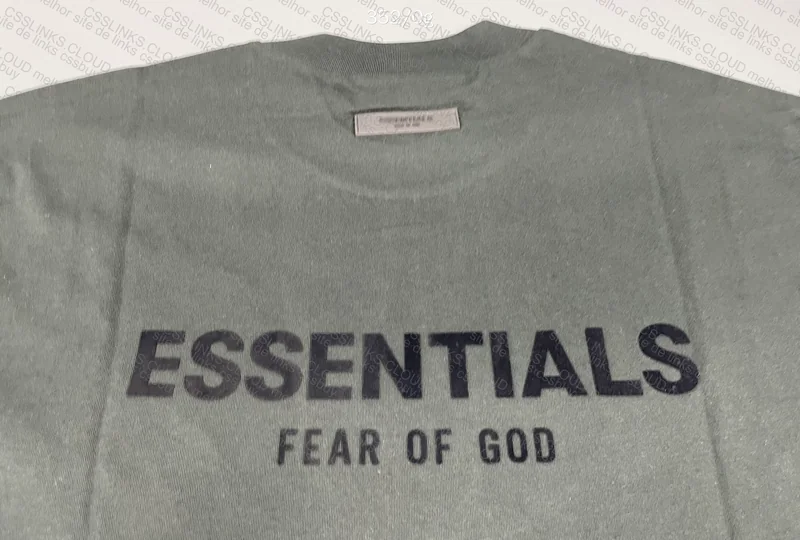 ESSENTIALS Fear of God T-Shirt 5