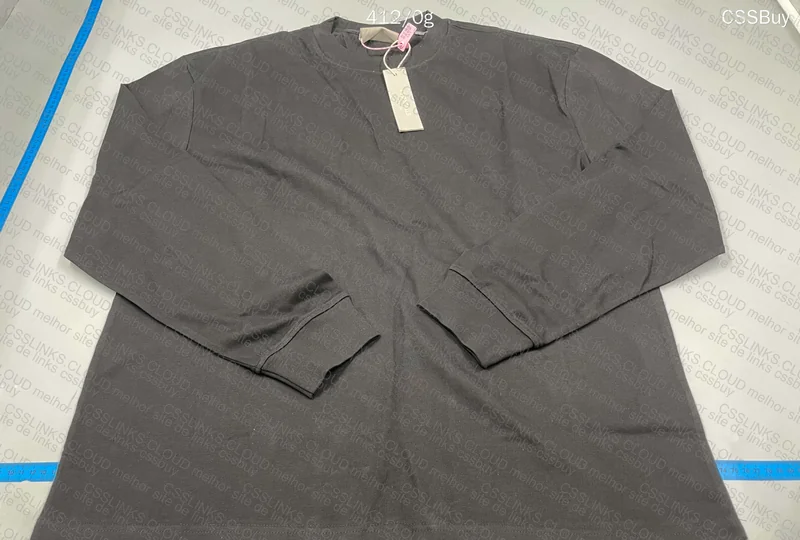 Essentials Long Sleeve T-Shirt