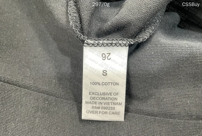 Essentials x Fear of God T-Shirt 2