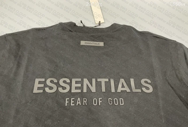Essentials x Fear of God T-Shirt 3