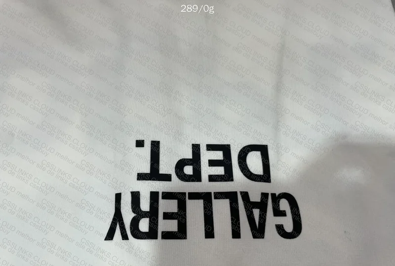 Gallery T-shirt 4