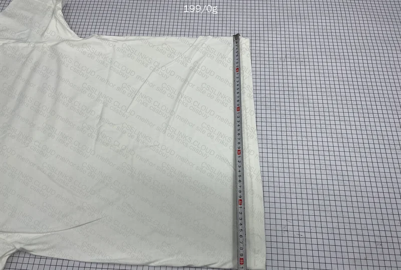 Gildan 15y T-shirt with Measurements 6