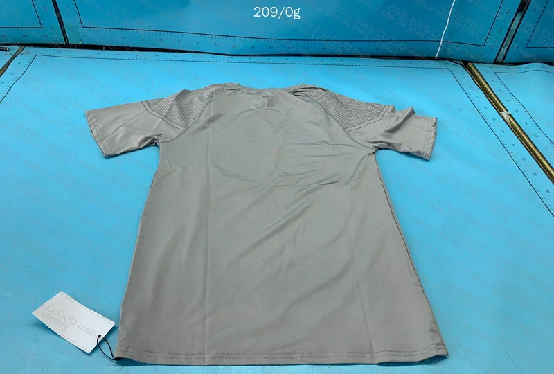 Gymshark Gray T-Shirt 3