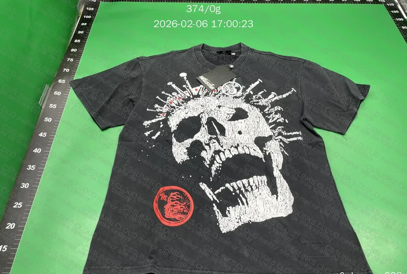 Camiseta Hellstar