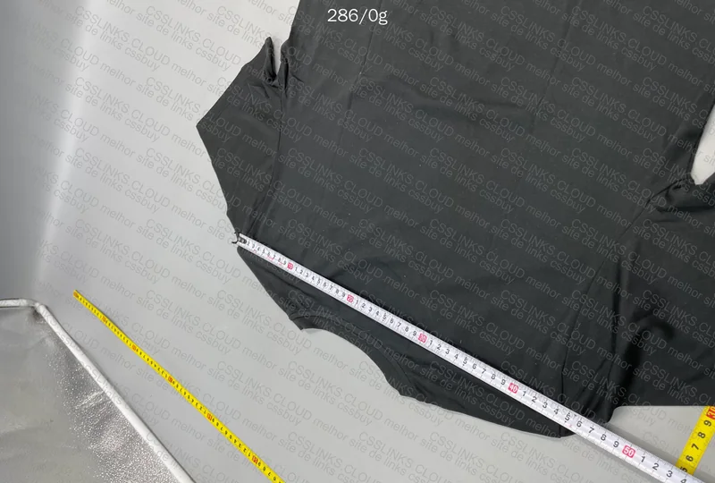 Insider T-shirt - with measurements