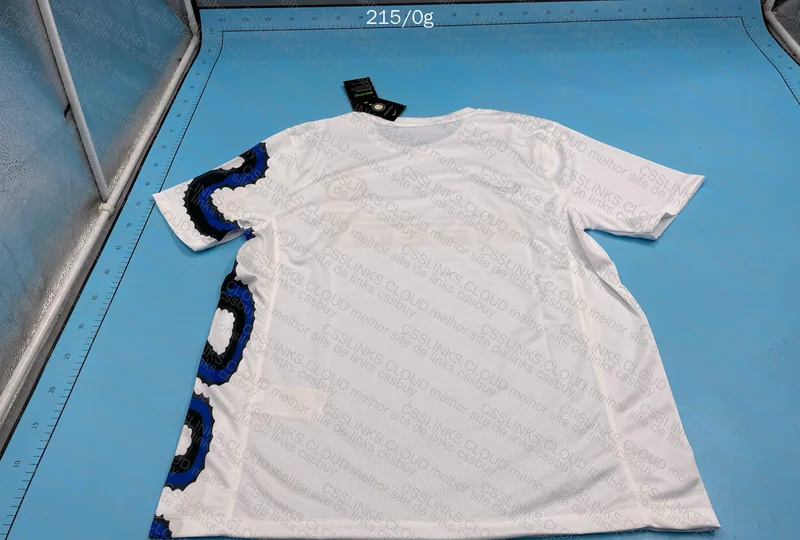 Internazionale Milan T-shirt (Unknown Season) 6