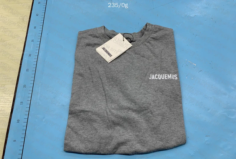 Jacquemus T-Shirt