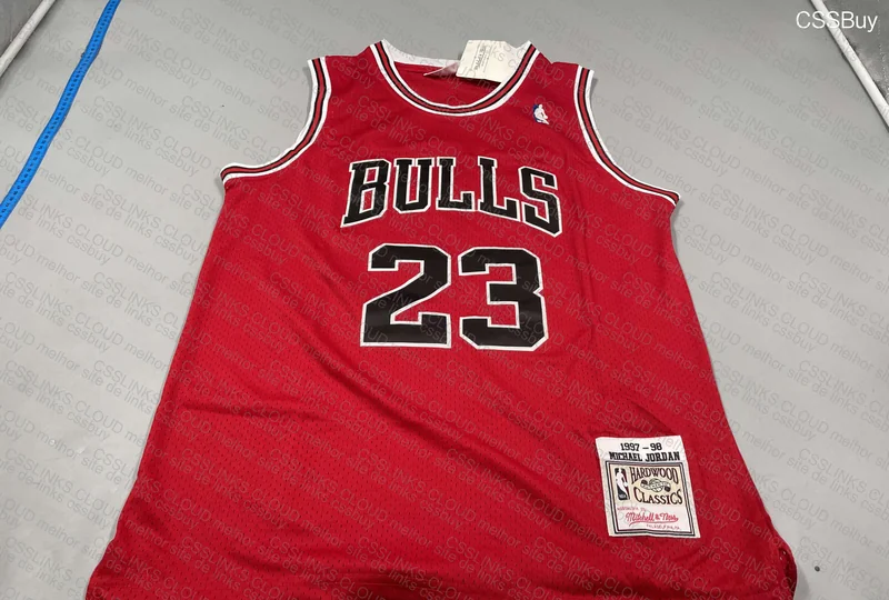 Jordan Bulls T-Shirt 4