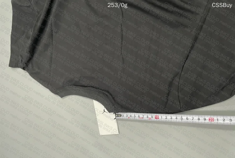 Jordan SNKS T-Shirt - XXL (with measurements) 8