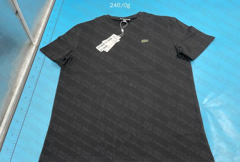 Lacoste T-Shirt (HELP)