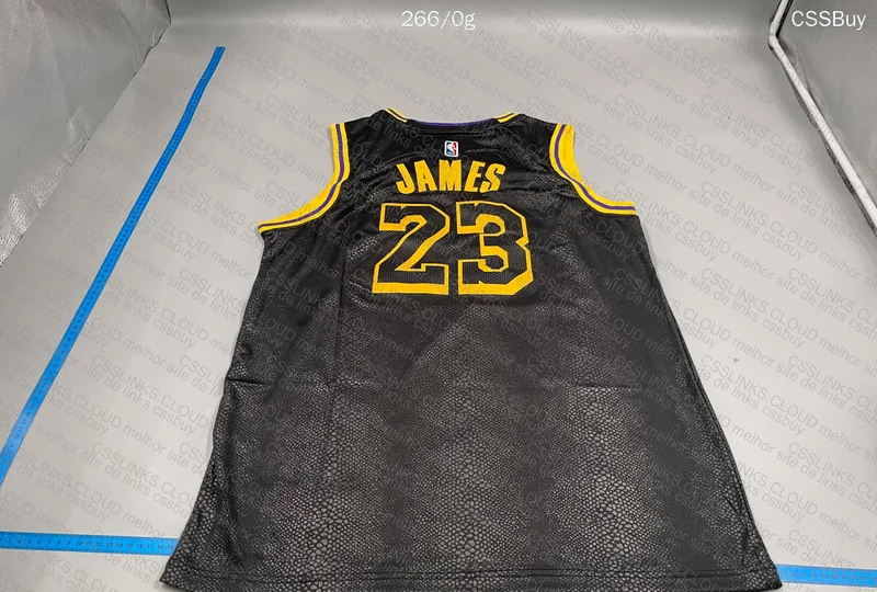 Lakers James T-Shirt 2