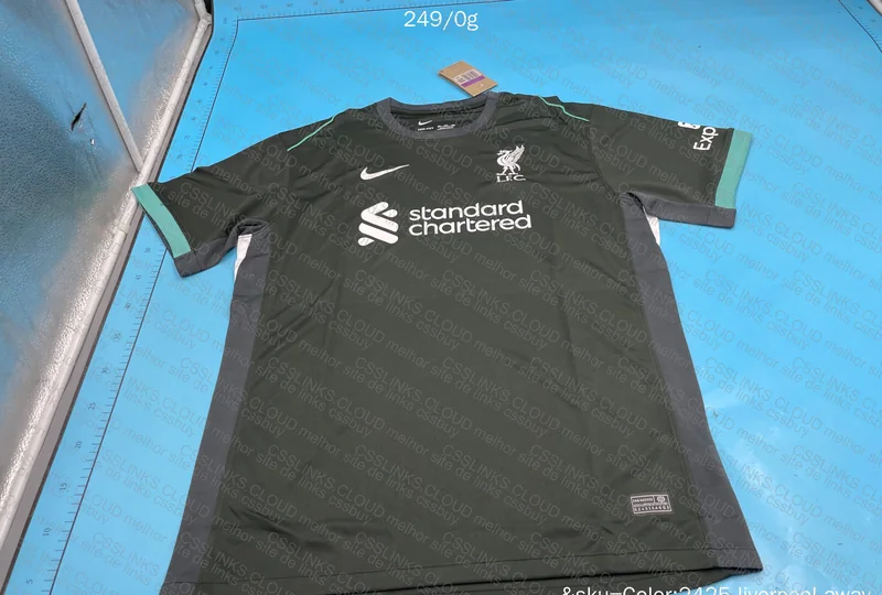 Liverpool T-Shirt 2