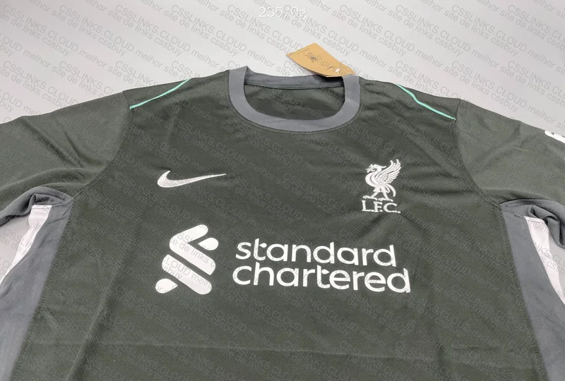 Liverpool T-Shirt 24 2