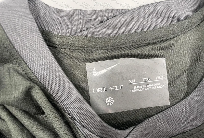 Liverpool T-Shirt 24/25 3