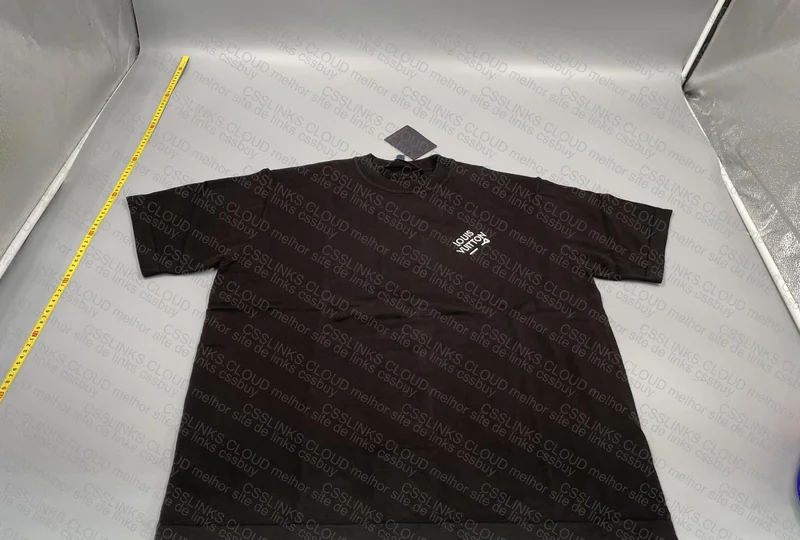Louis Vuitton T-Shirt 3