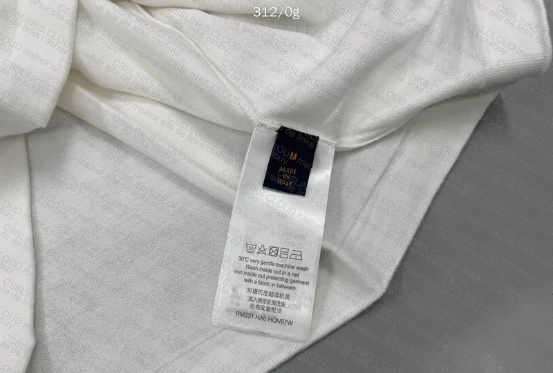 Louis Vuitton T-Shirt 4
