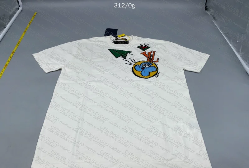 White Louis Vuitton T-Shirt 4