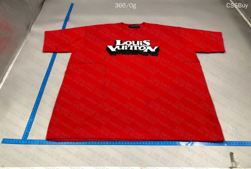 LV 1:1 T-Shirt 3