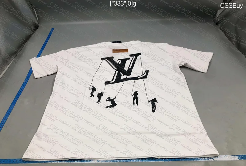 LV 'Floating' T-Shirt
