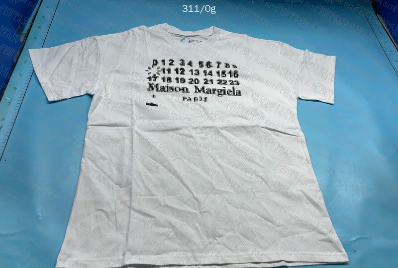 Maison Margiela Fuzzy Calendar T-Shirt 4