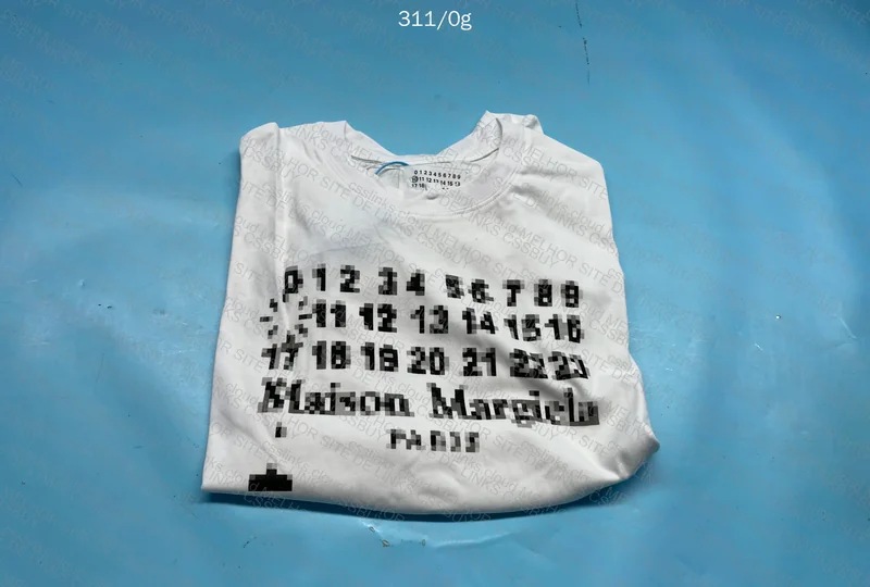 Maison Margiela Fuzzy Calendar T-Shirt 5