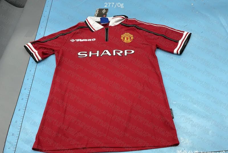 Manchester United 1998-99 T-Shirt