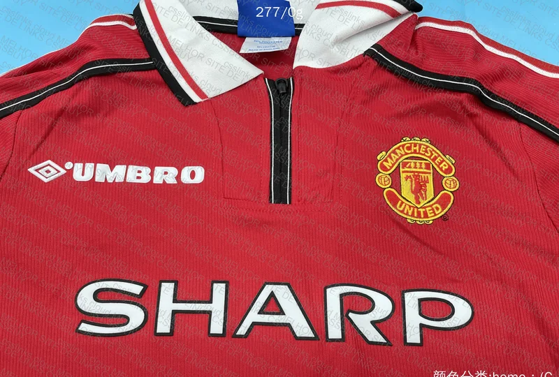 Manchester United 1998-99 T-Shirt 3