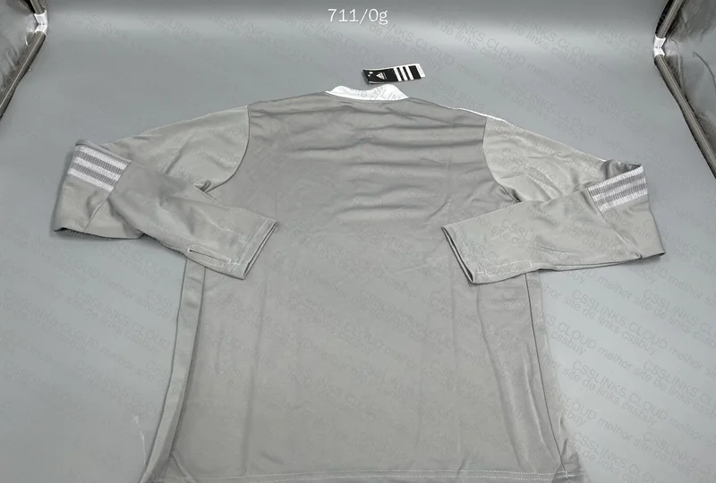 Adidas Long Sleeve T-Shirt 6