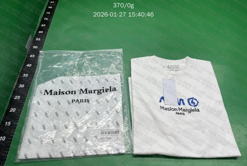 Camiseta “Masion Margleia”? 3