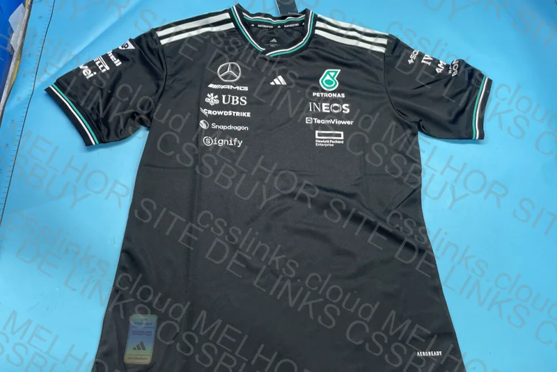 Mercedes AMG F1 T-Shirt