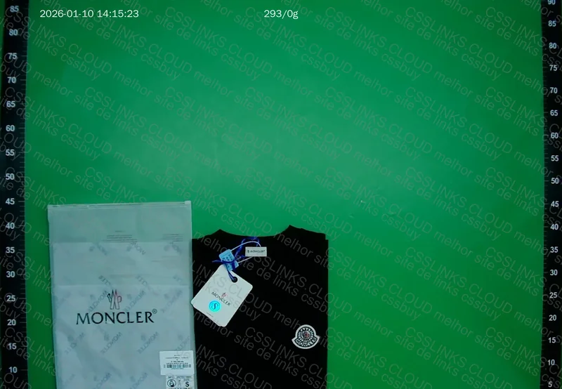 Moncler T-Shirt 3
