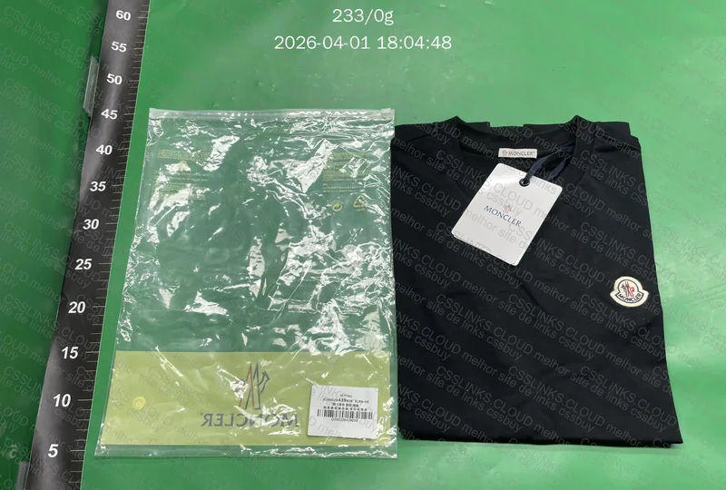 CAMISETA MONCLER