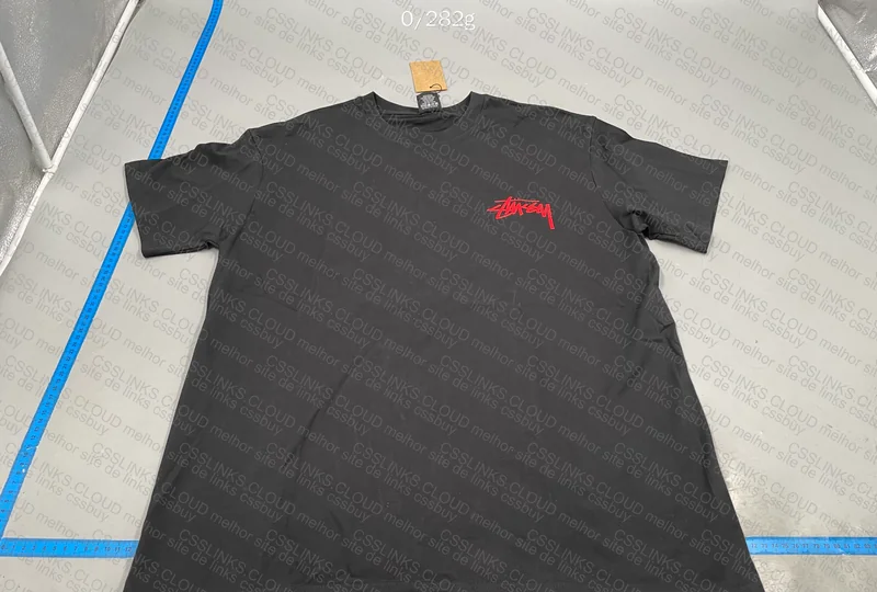 T-Shirt (No Specific Brand) 3
