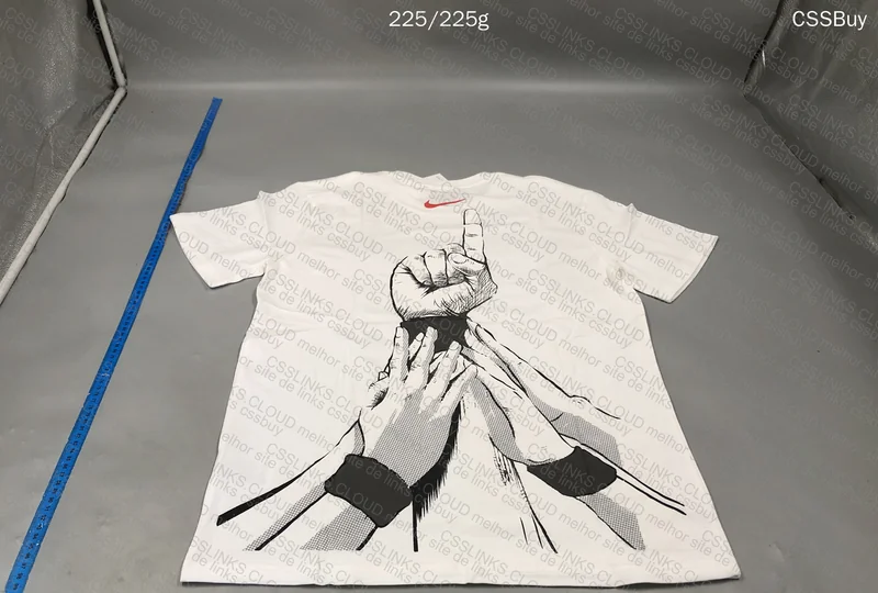 Nike T-Shirt 4