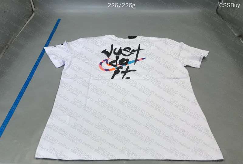 Nike T-Shirt