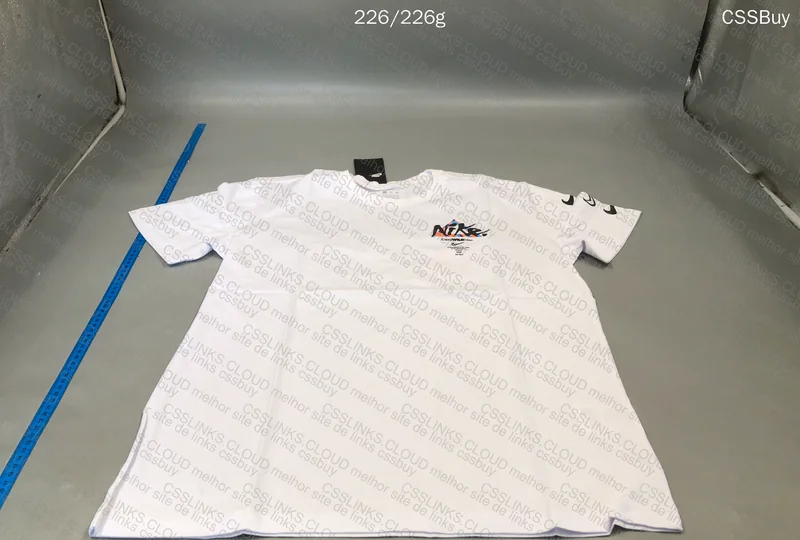 Nike T-Shirt 2