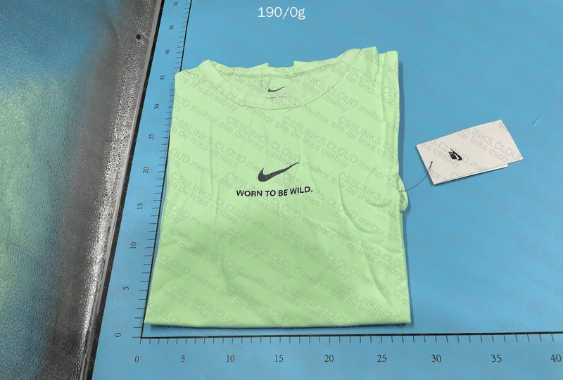 Nike T-Shirt