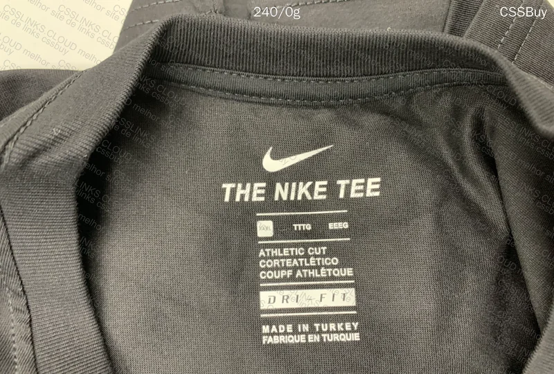 Nike ACG T-Shirt (DRI-FIT) 6